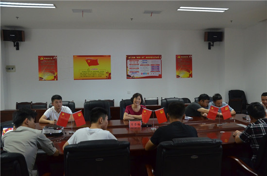 “傳承紅色基因、弘揚(yáng)八一精神”--城投集團(tuán)召開退伍軍人座談會(huì)